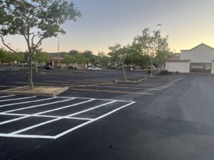 parking lot repair asphalt paving contractor Hayward