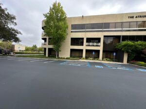 parking lot repair asphalt paving contractor Hayward